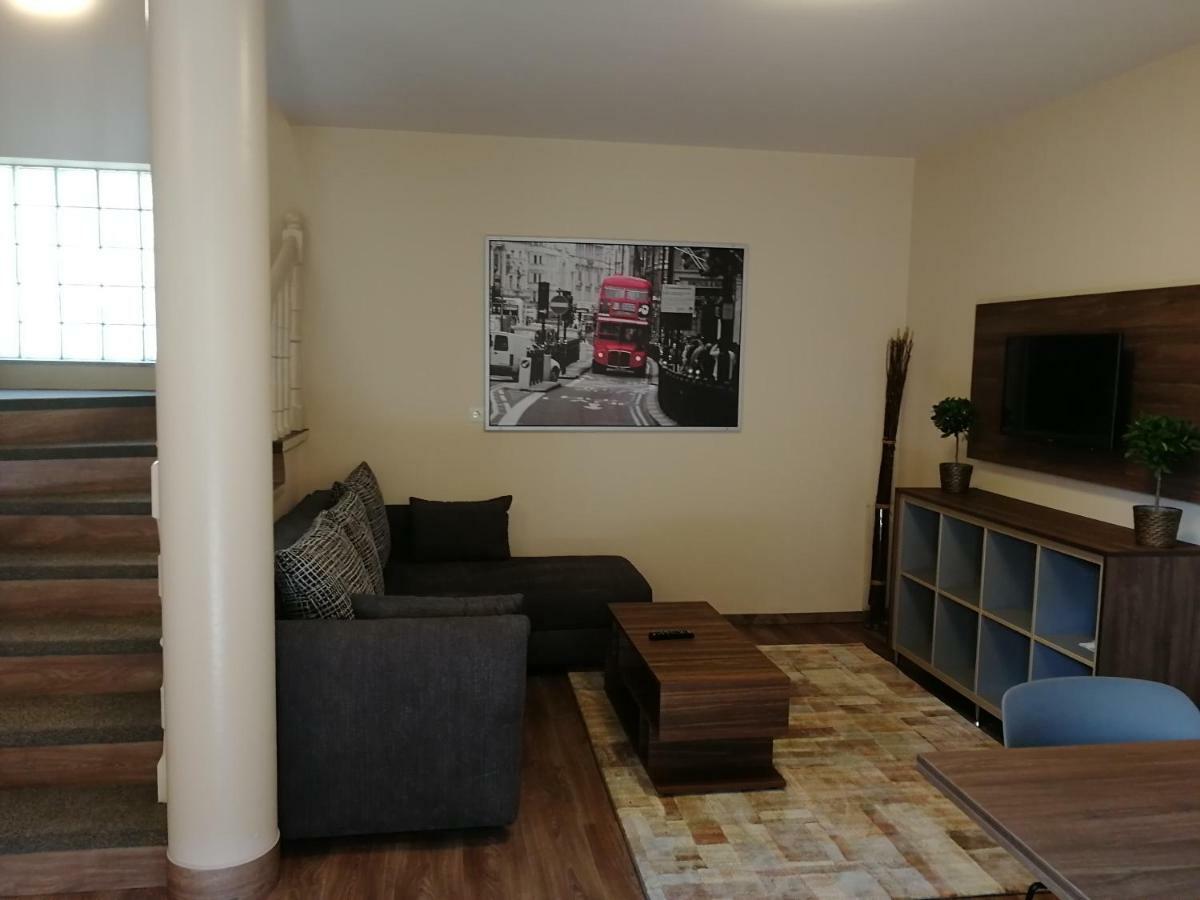 Ovar Apartman Mosonmagyaróvár Eksteriør billede