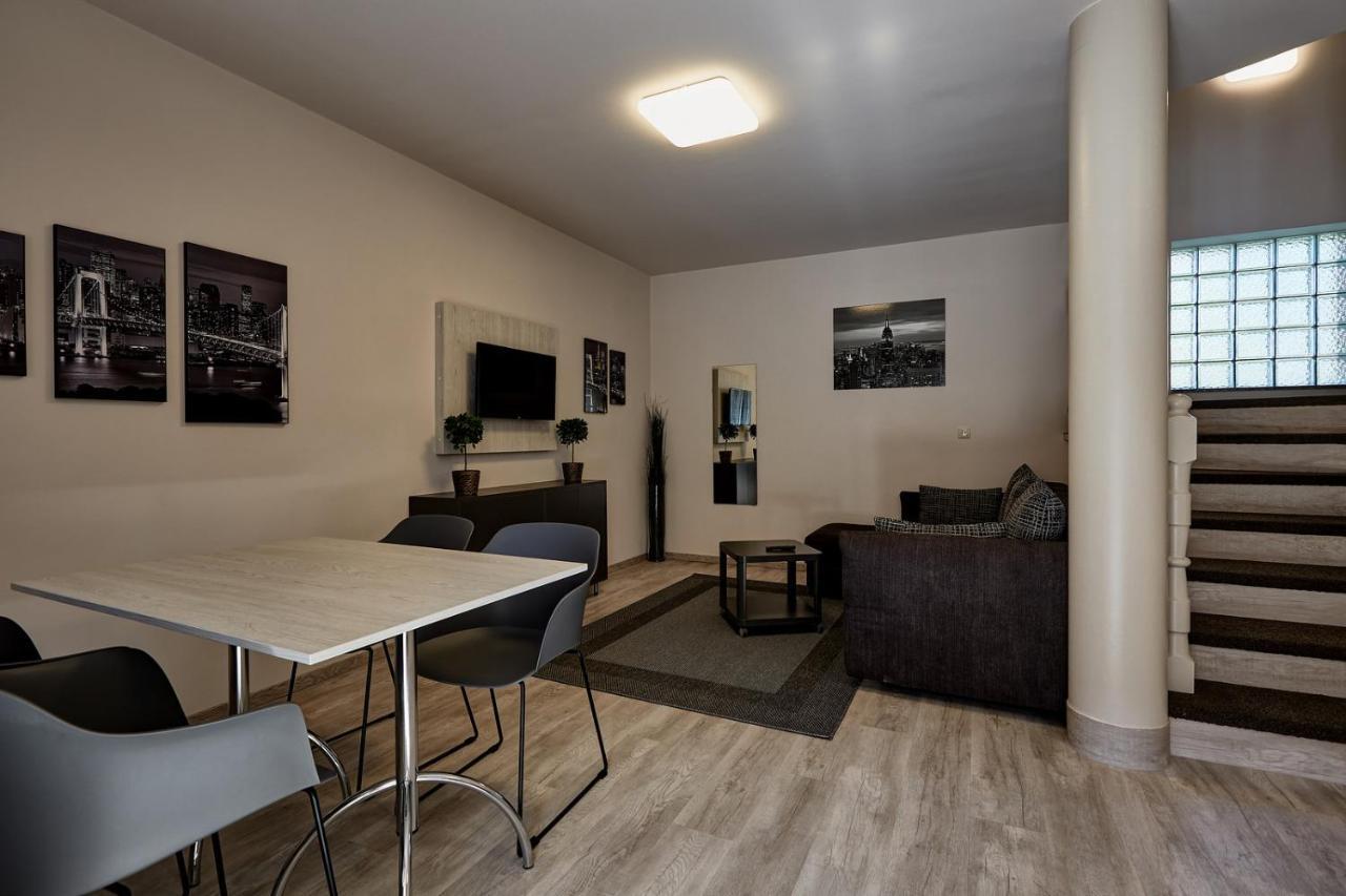 Ovar Apartman Mosonmagyaróvár Eksteriør billede